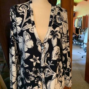 V neck button cotton cardigan